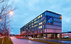 citizenM Schiphol Airport